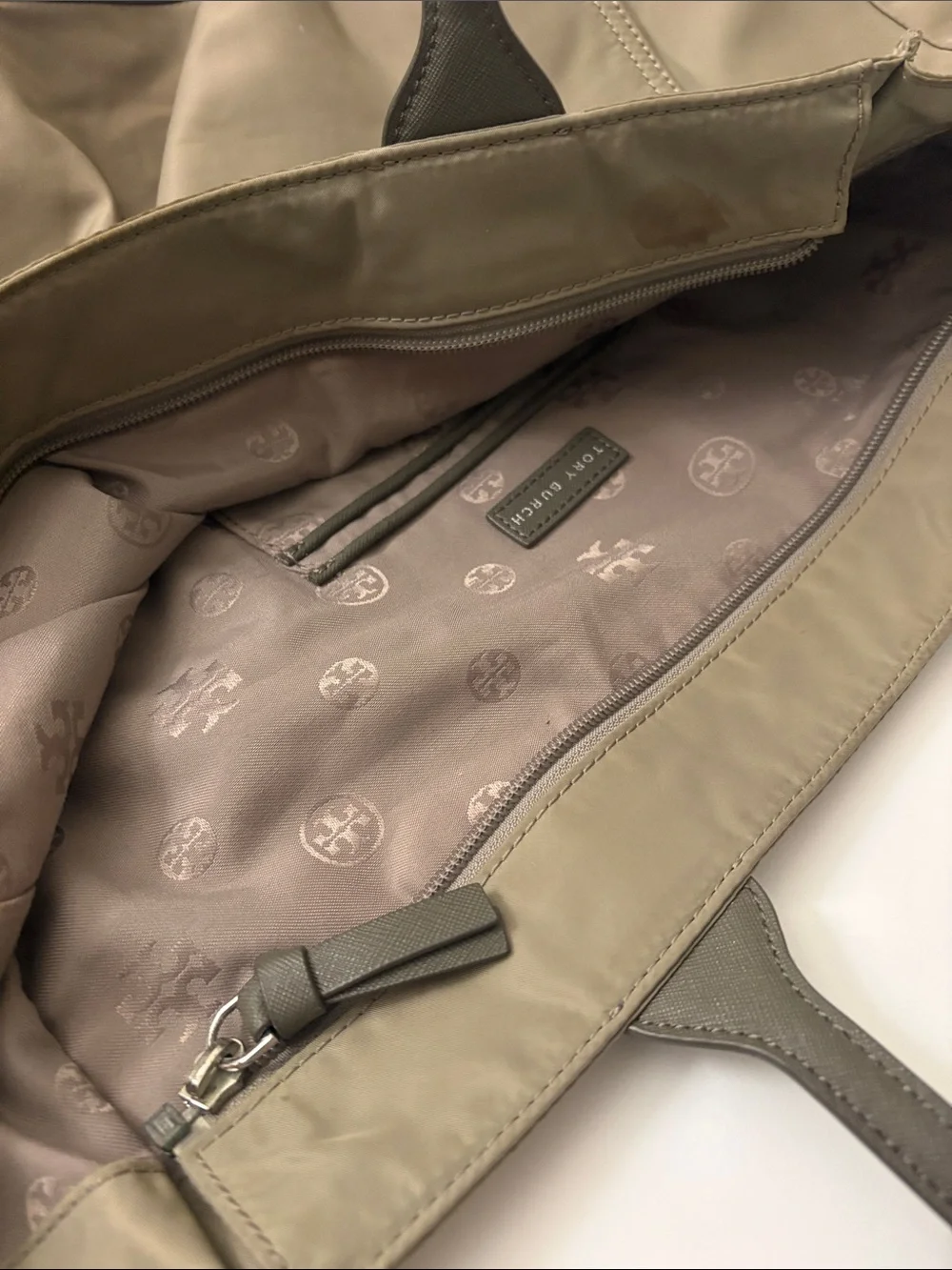 Tory Burch tory burch